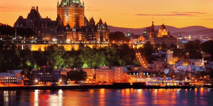 Québec proíbe maconha e álcool para não vacinados