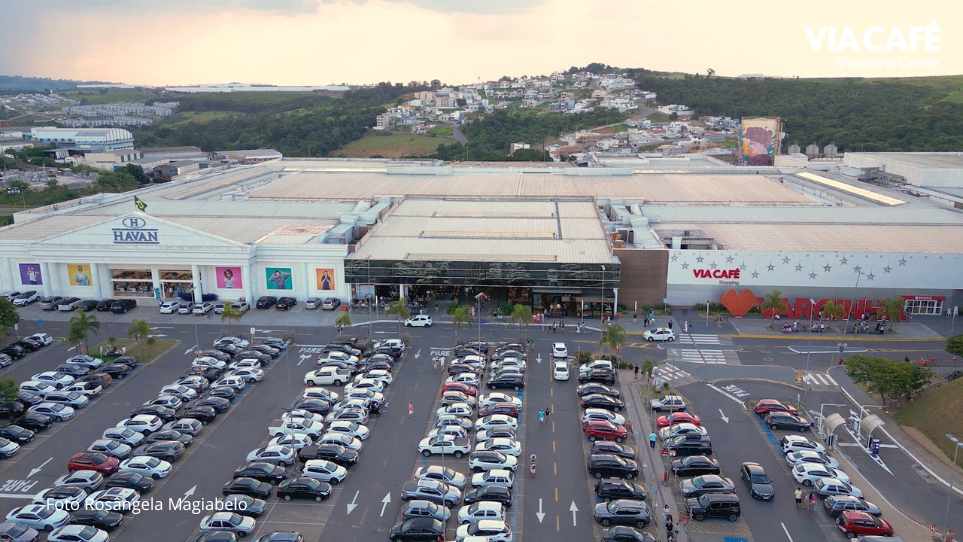 leilão Shopping de Varginha Via Café